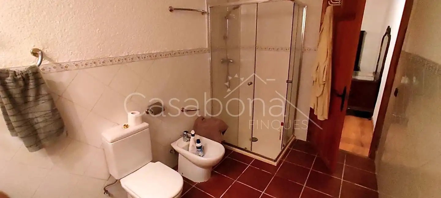 Baño de Finca rústica en venta en Arbúcies con Jardín privado, Terraza y Amueblado