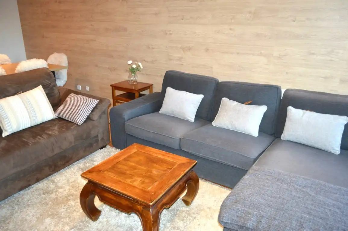 Sala de estar de Apartamento de alquiler en Alp con Calefacción, Parquet y Terraza