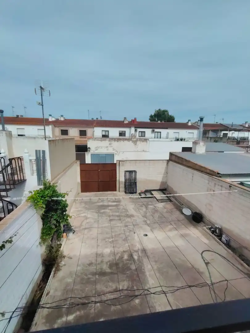 Vista exterior de Casa adosada en venta en Albacete con Calefacción, Amueblado y Balcón