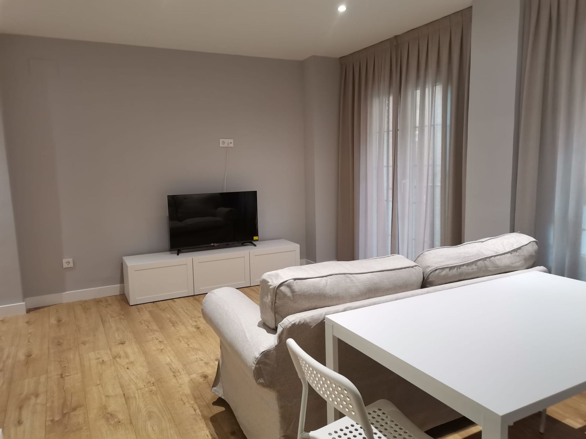 Flat to rent in Calle Trinidad, Centro - Corte Inglés