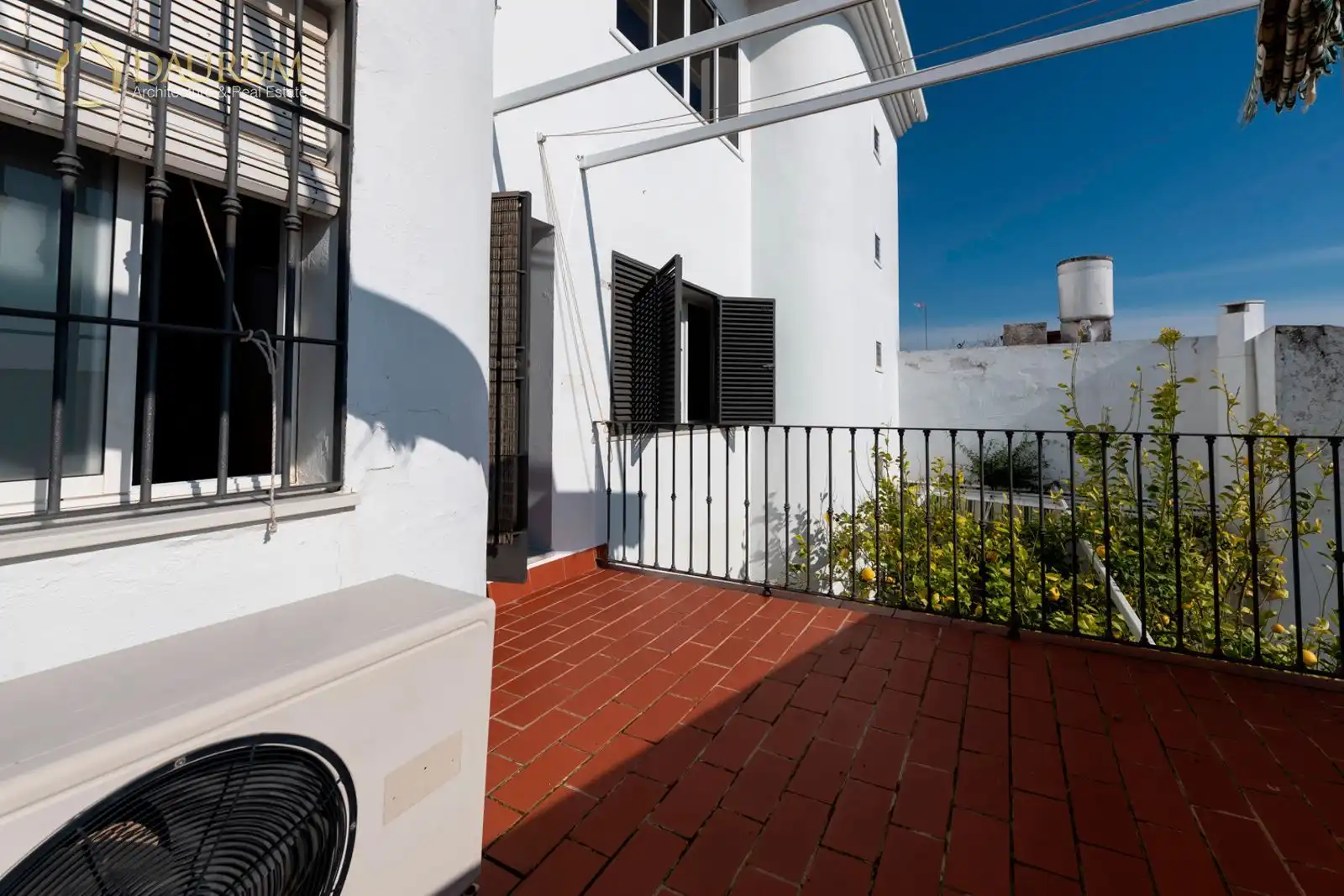 Terrassa de Casa o xalet en venda en Alcalá de Guadaira amb Aire condicionat, Calefacció i Terrassa