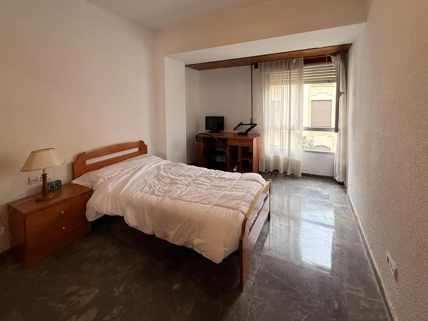 Habitación de Piso en venta en Córdoba con Alarma
