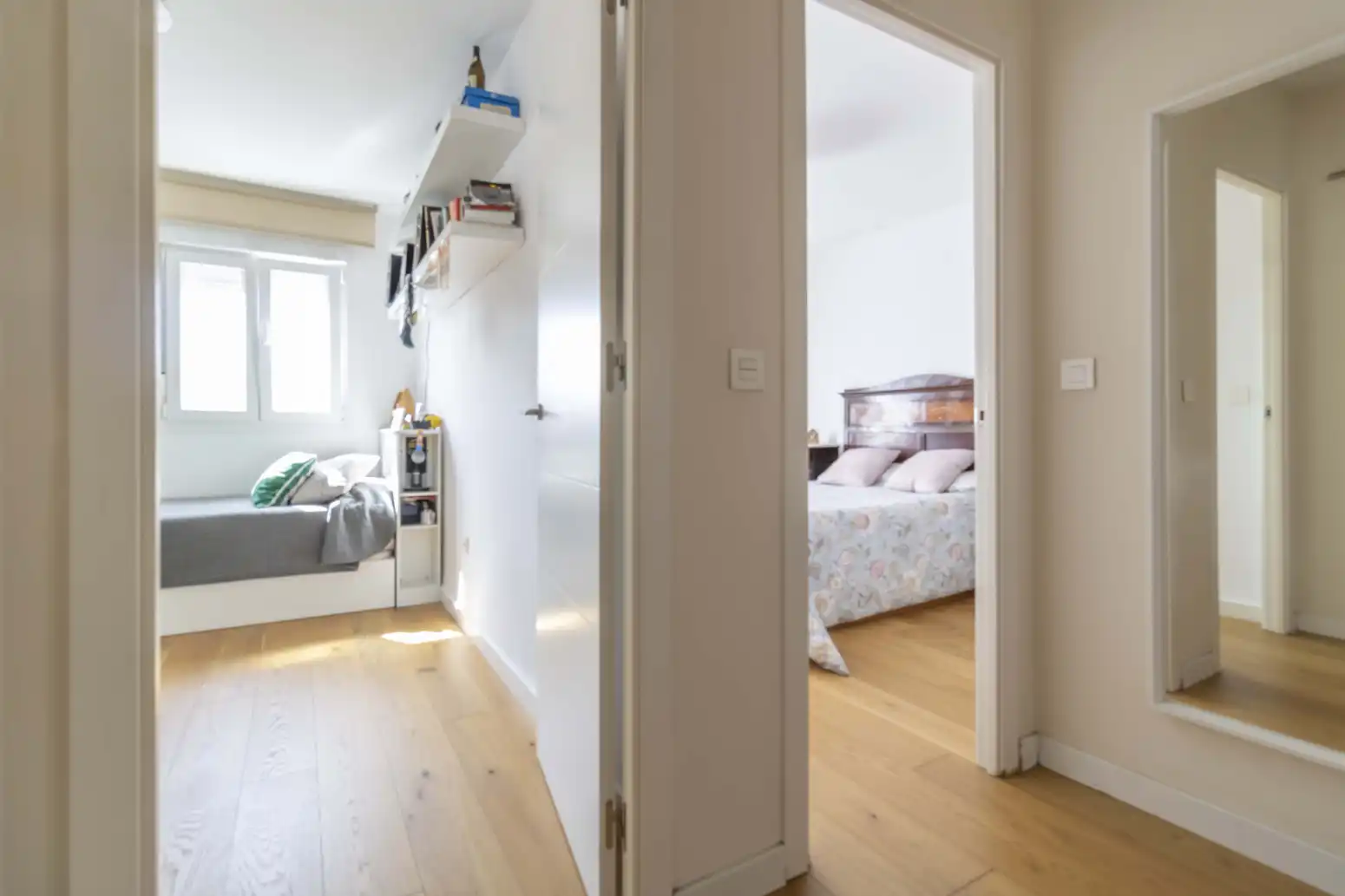 Habitación de Piso en venta en Sevilla con Aire acondicionado y Balcón