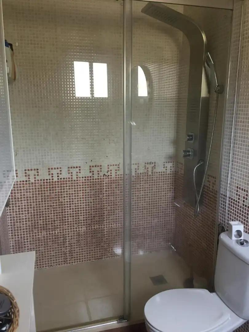 Bathroom of Houses for sale in La Línea de la Concepción  with Terrace