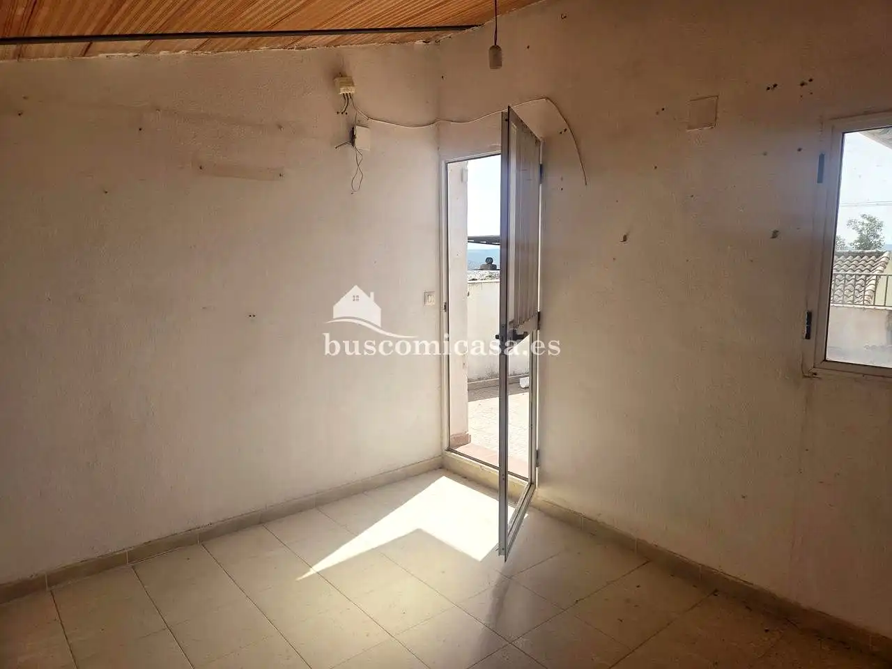 Casa adosada en venta en Arjona con Terraza