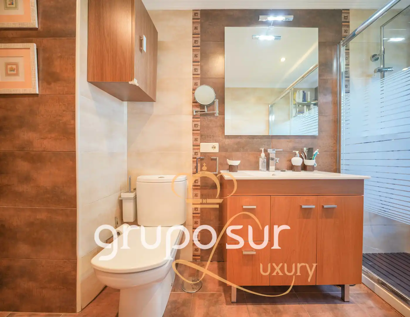 Baño de Casa o chalet en venta en Aldeamayor de San Martín con Calefacción, Jardín privado y Terraza