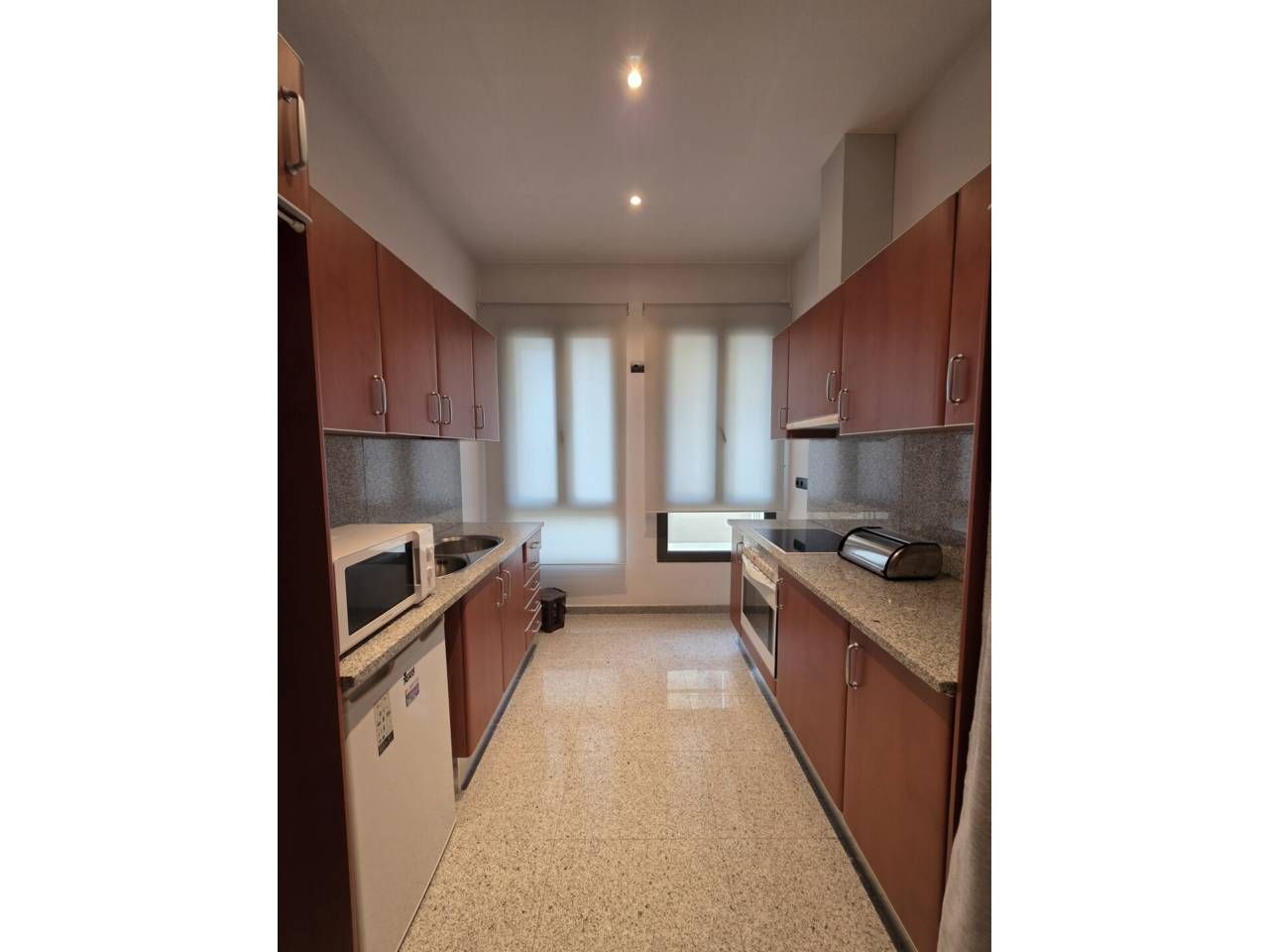 Cuina de Dúplex de lloguer en Manresa amb Aire condicionat, Calefacció i Parquet