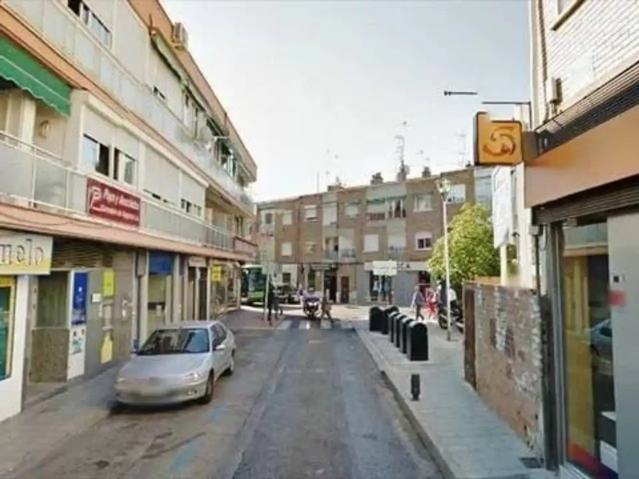 Vista exterior de Local en venta en Alarcón
