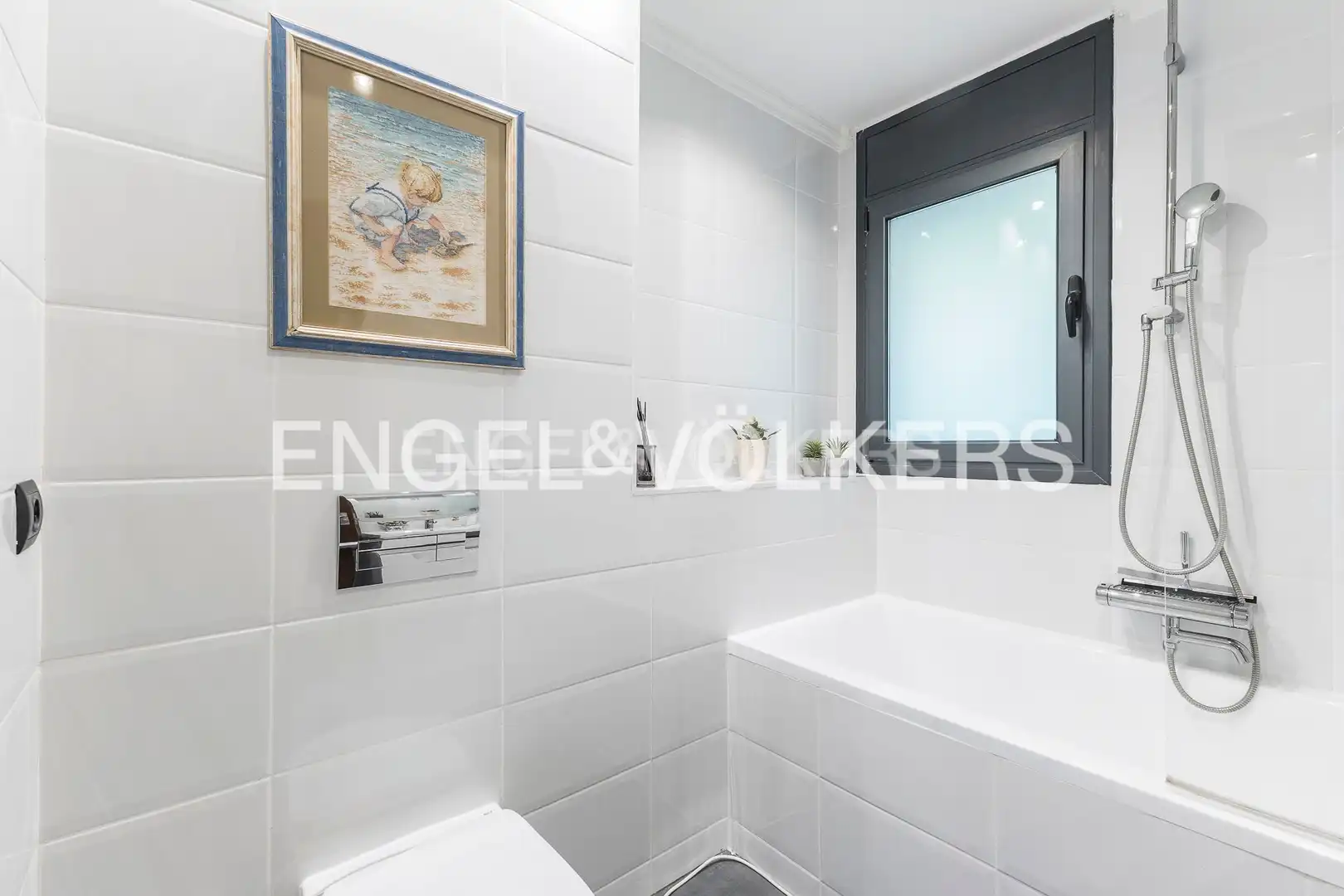 Bathroom of Houses for sale in Castelldefels  with Air Conditioner, Heating and Private garden