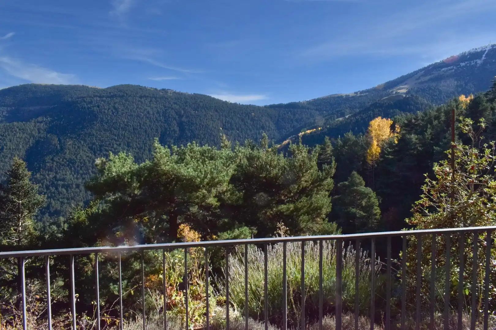 Jardín de Apartamento en venta en Alp con Aire acondicionado, Calefacción y Terraza