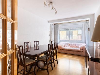 Schlafzimmer von Wohnung zum verkauf in Badalona