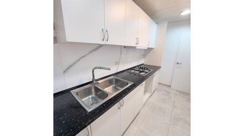 Foto 2 de Piso en venta en Les Arenes - La Grípia  Can Montllor, Barcelona