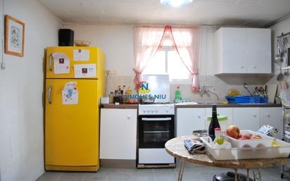 Cuina de Casa o xalet en venda en Maçanet de la Selva amb Jardí privat i Piscina comunitària