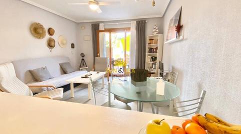 Foto 4 de Piso en venta en Cabo Cervera, Alicante