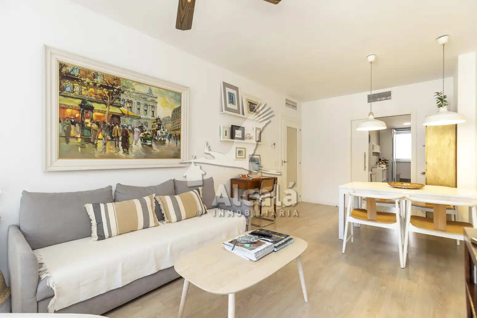 Wohnzimmer von Wohnung zum Verkauf in Alcalá de Henares mit Klimaanlage, Heizung und Terrasse