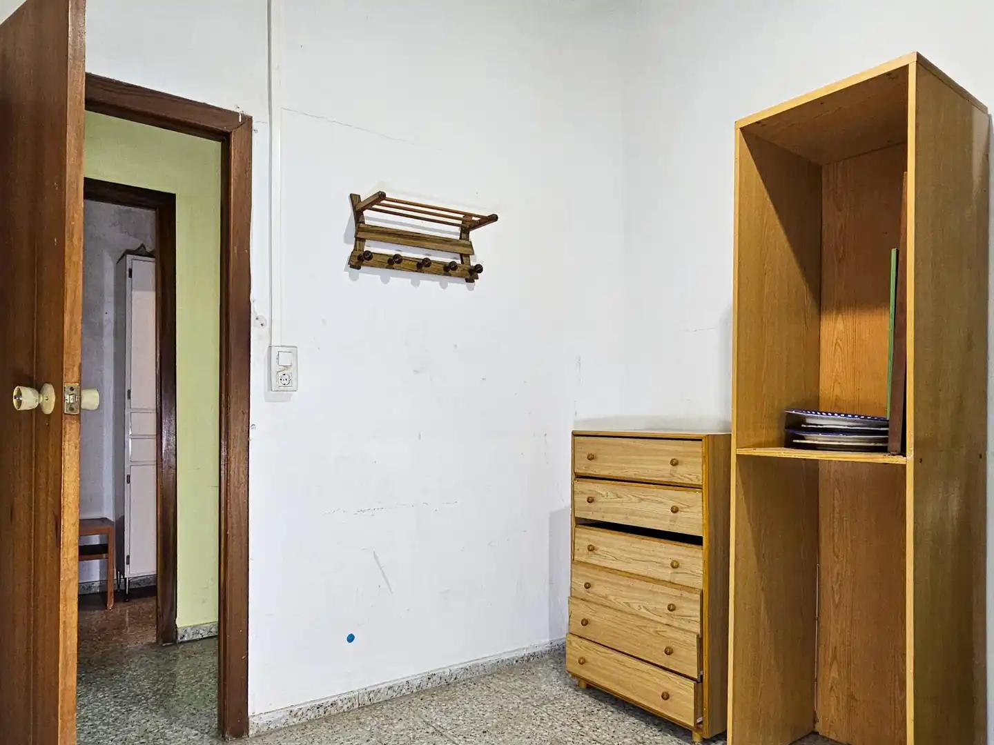 Habitación de Local en venta en Ròtova con Aire acondicionado y Amueblado