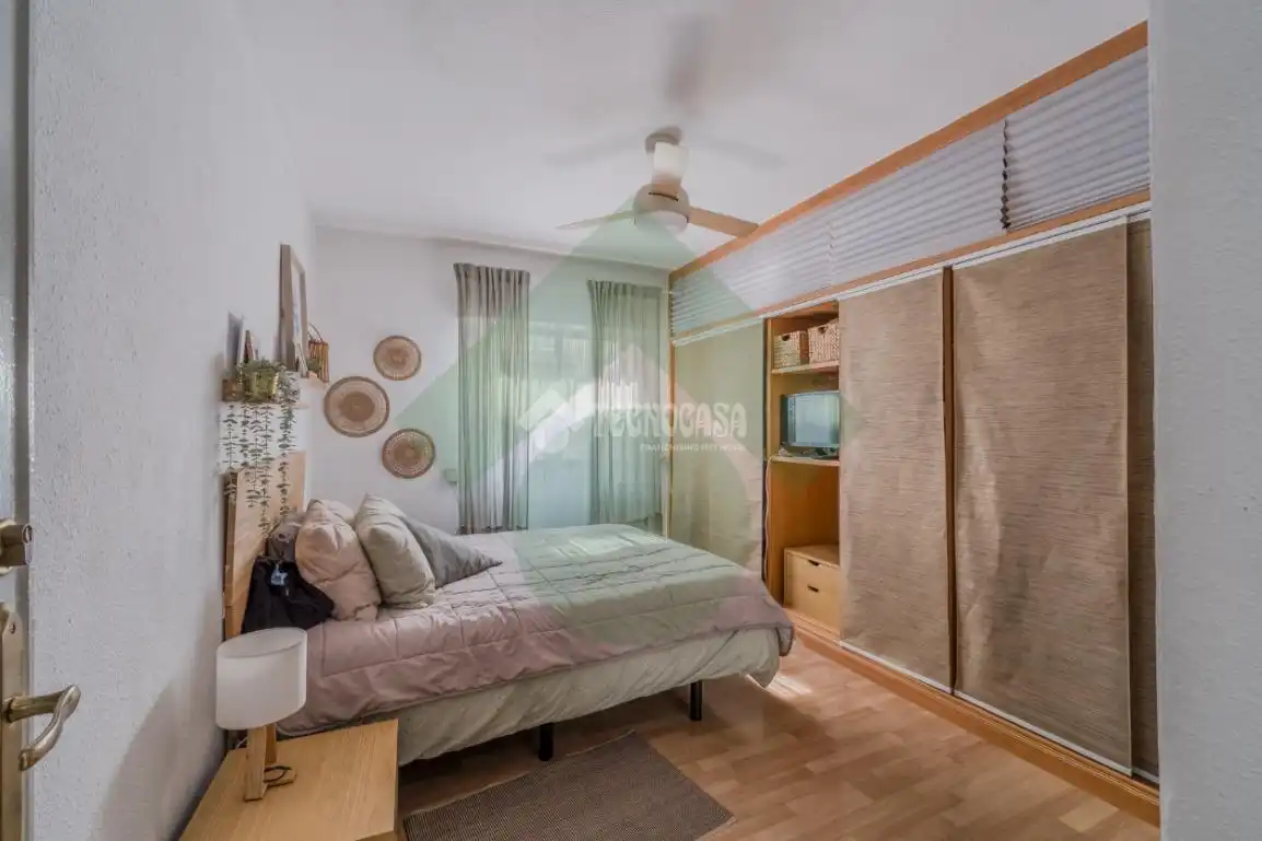 Habitación de Piso en venta en Madrid con Calefacción y Terraza