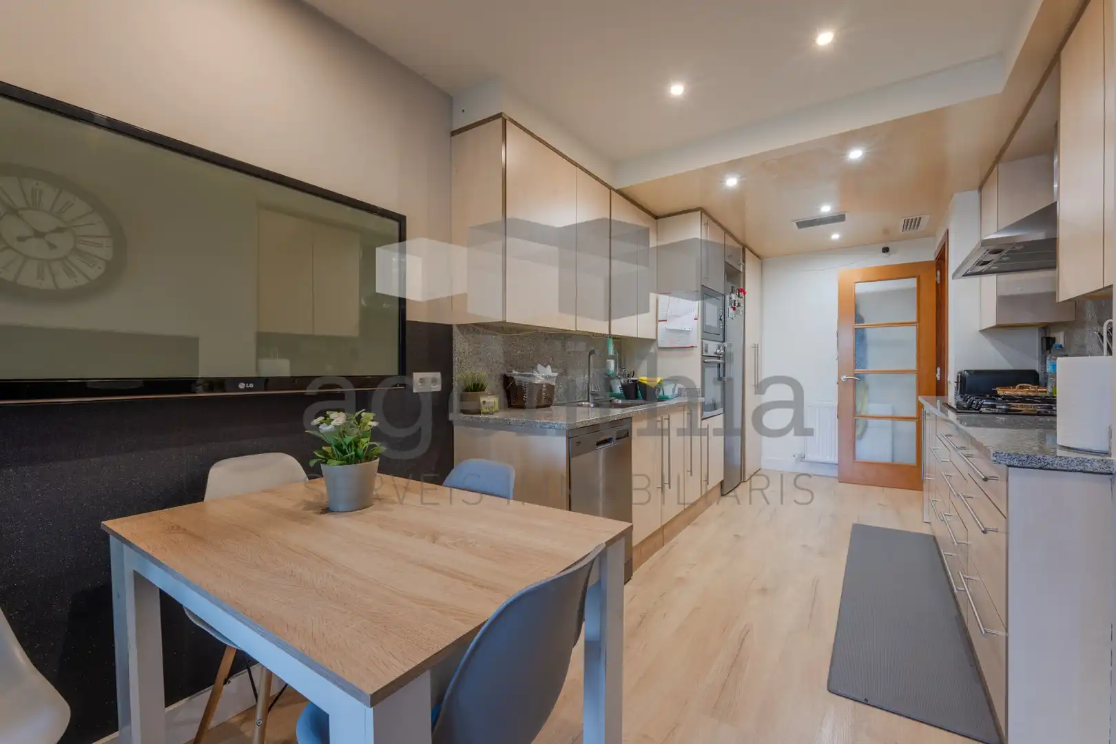 Cocina de Casa adosada en venta en Aiguaviva con Aire acondicionado, Calefacción y Terraza