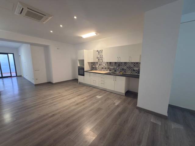 Local comercial en Alquiler en AVILA en La Vila Olímpica del Poblenou