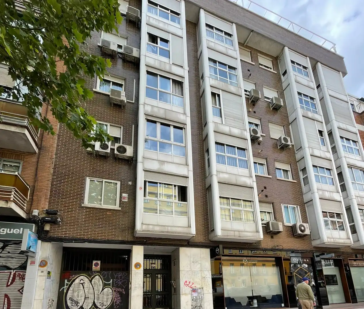 Außenansicht von Garage zur Miete in Madrid