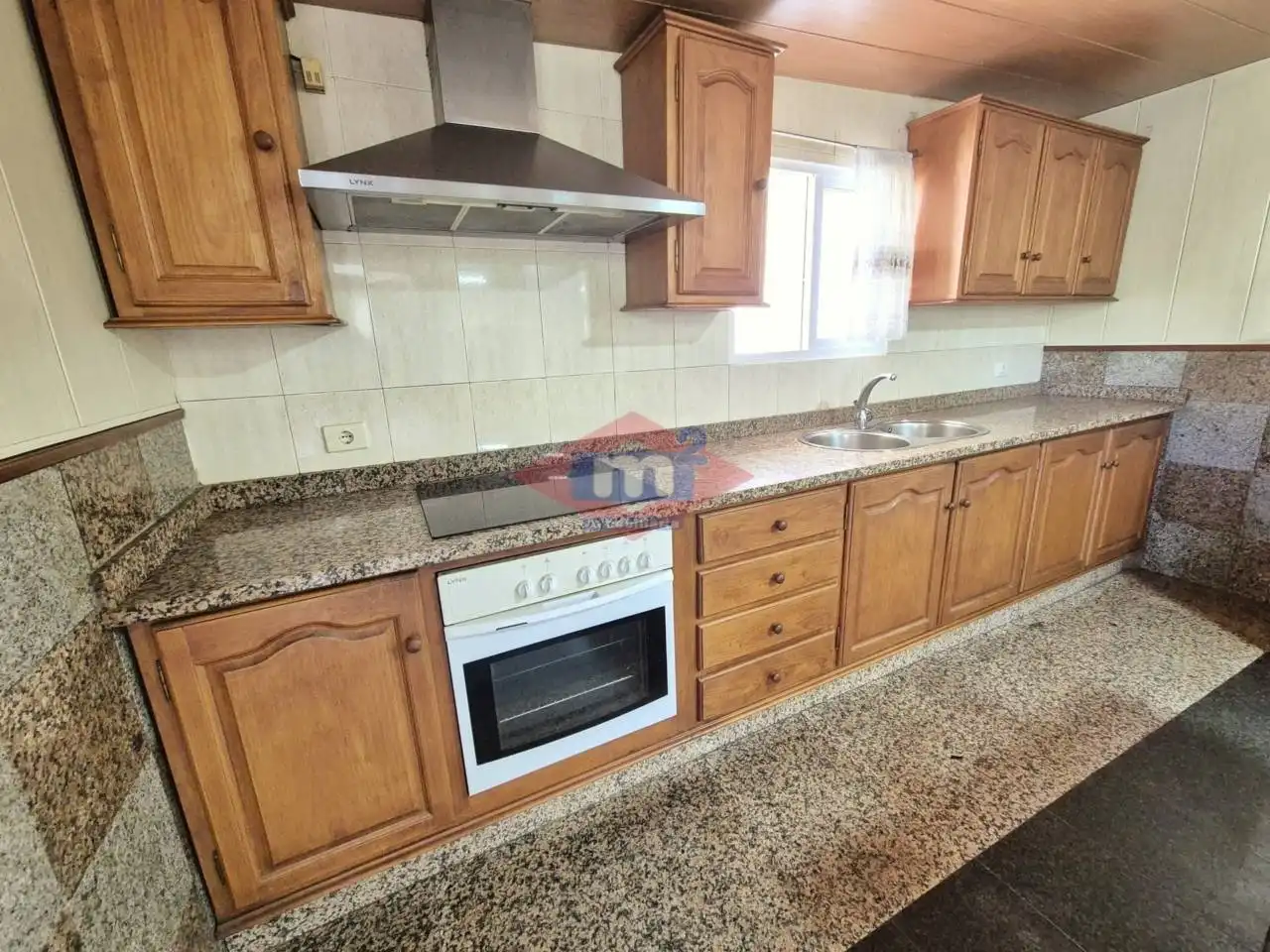 Cocina de Casa o chalet en venta en Vigo  con Calefacción y Jardín privado