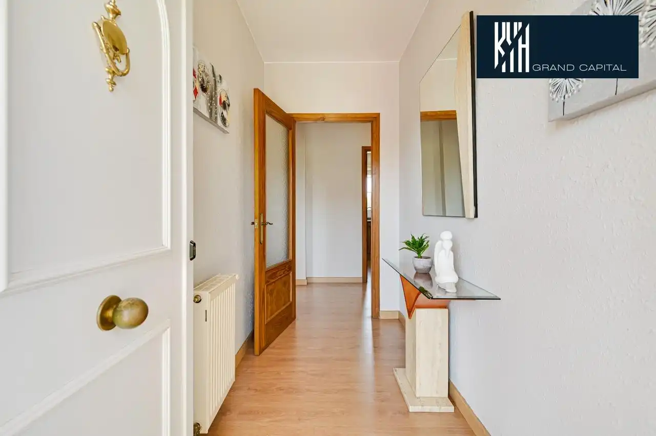 Casa con terraza en venta en Urbanització Llac del Cigne, imagen 14