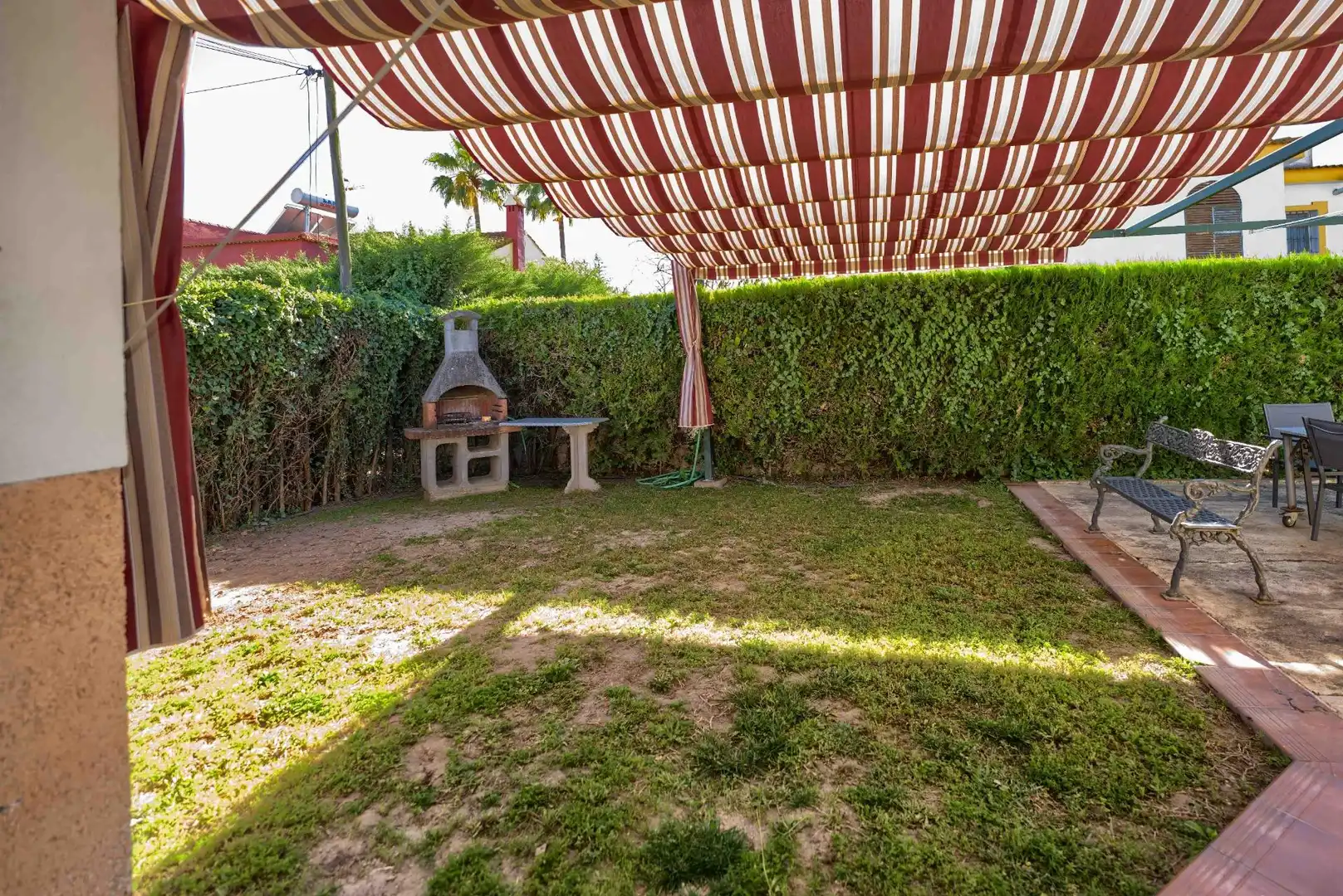 Garden of Houses for sale in Palomares del Río  with Air Conditioner, Heating and Private garden