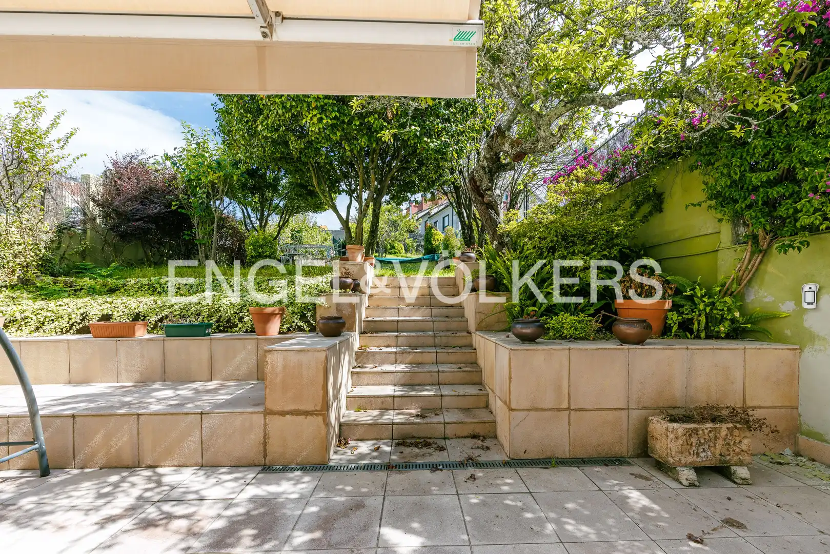 Terrace of Apartments for rent in Vigo   with Heating, Private garden and Terrace
