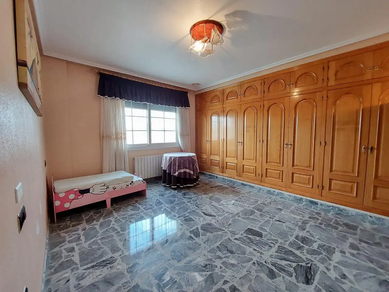 Habitación de Casa o chalet en venta en Elche / Elx con Aire acondicionado y Jardín privado