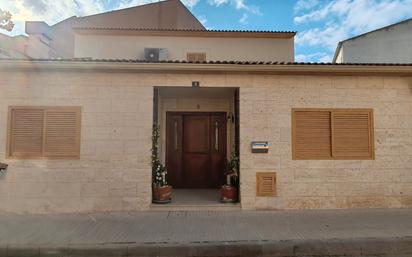 Vista exterior de Casa o xalet en venda en Lloseta amb Terrassa, Moblat i Forn