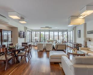 Living room of Flat for sale in  Granada Capital  with Air Conditioner, Heating and Terrace