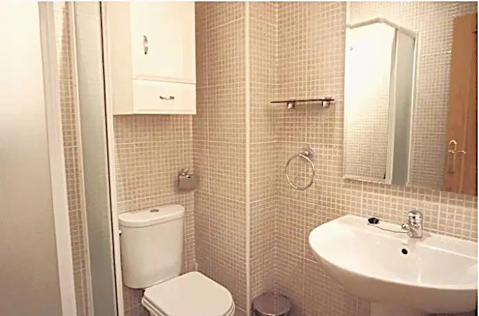 Bathroom of Flat for rent in Murcia  with Air Conditioner, Heating and Storage room