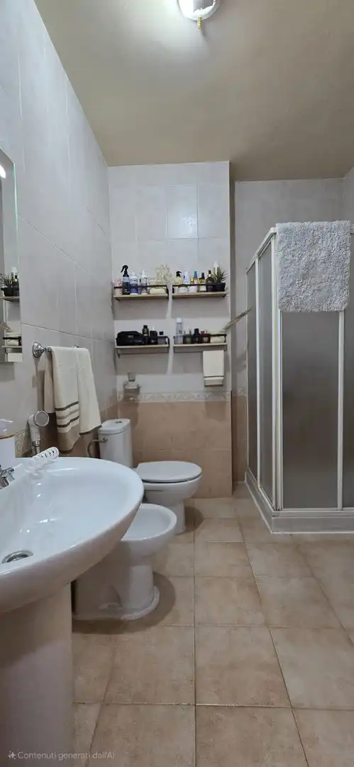 Bathroom of Houses for sale in Torremolinos  with Air Conditioner, Terrace and Furnished
