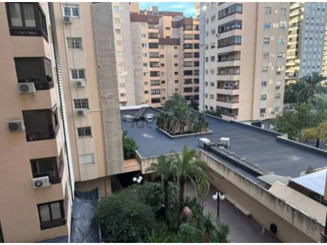 Piso en Venta en Calle Eduardo Soler y Perez, 10 en Barrio de Campanar