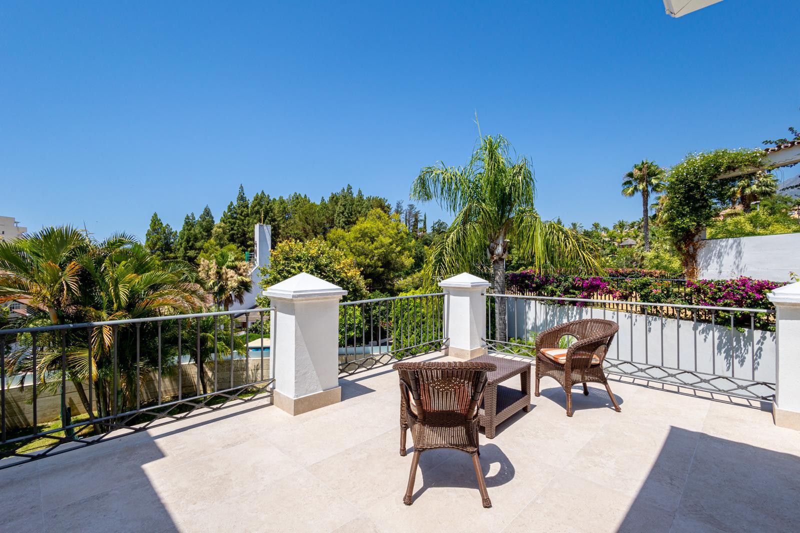 Terrassa de Casa o xalet de lloguer en Marbella amb Aire condicionat, Jardí privat i Terrassa