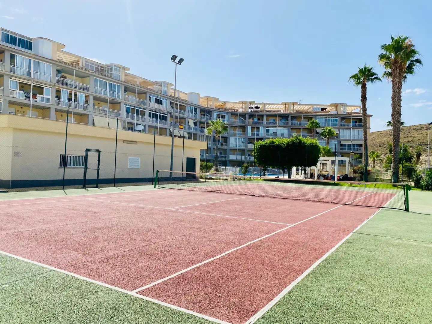 Parkplatz von Dachboden zur Miete in El Campello mit Klimaanlage, Heizung und Terrasse