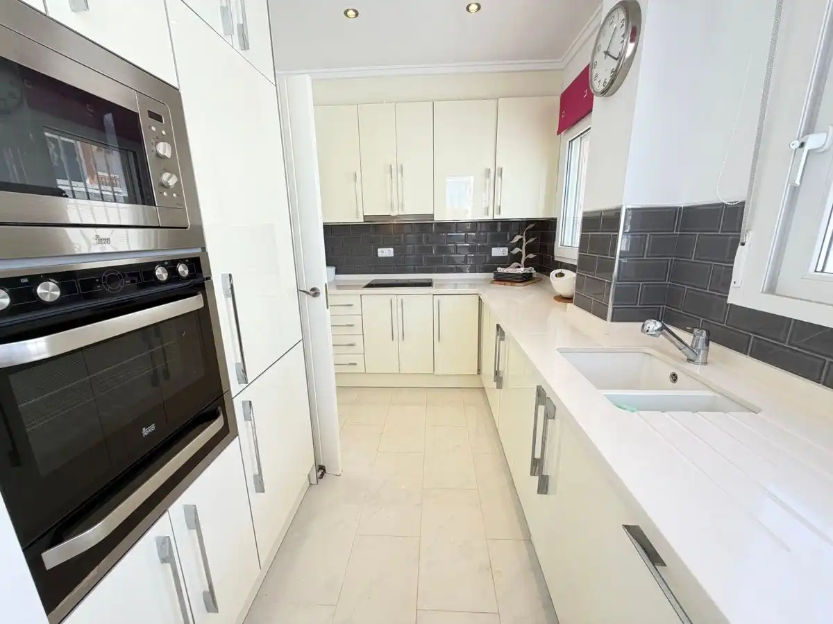 Kitchen of Houses for sale in Orihuela
