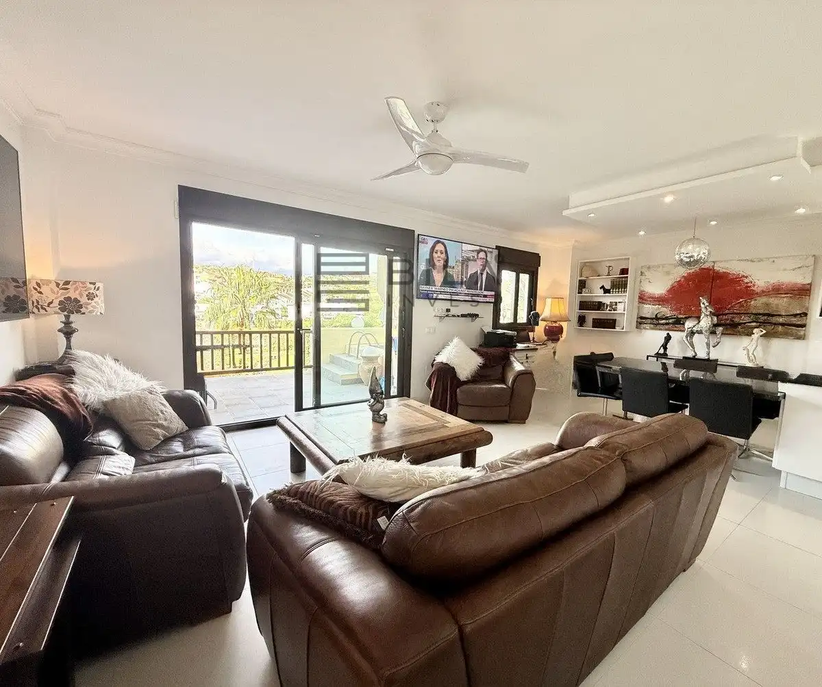 Chalet con piscina en venta en Urb. las Cabañas de Riviera, imagen 5