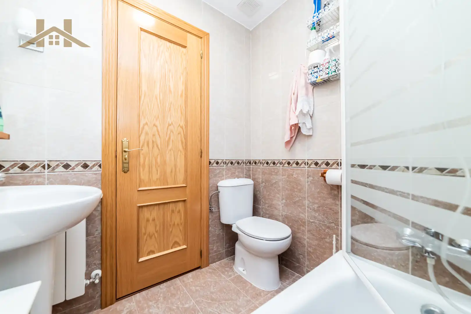 Baño de Casa adosada en venta en Ciempozuelos con Aire acondicionado, Calefacción y Jardín privado