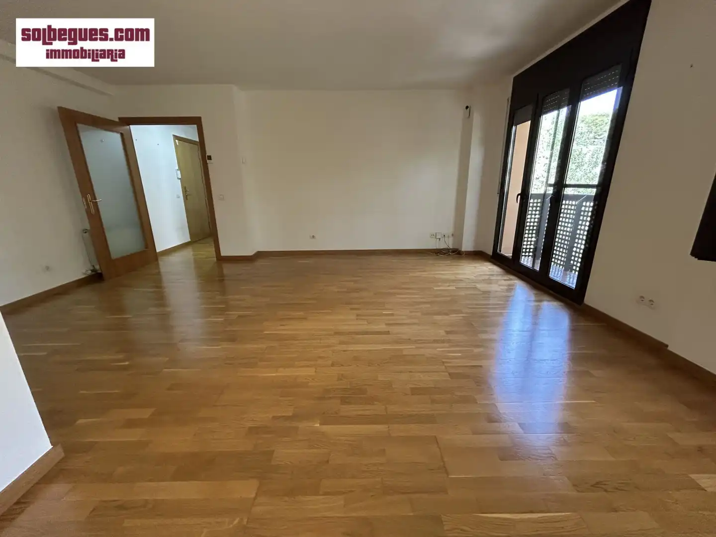 Sala de estar de Dúplex en venta en Begues con Calefacción, Terraza y Trastero