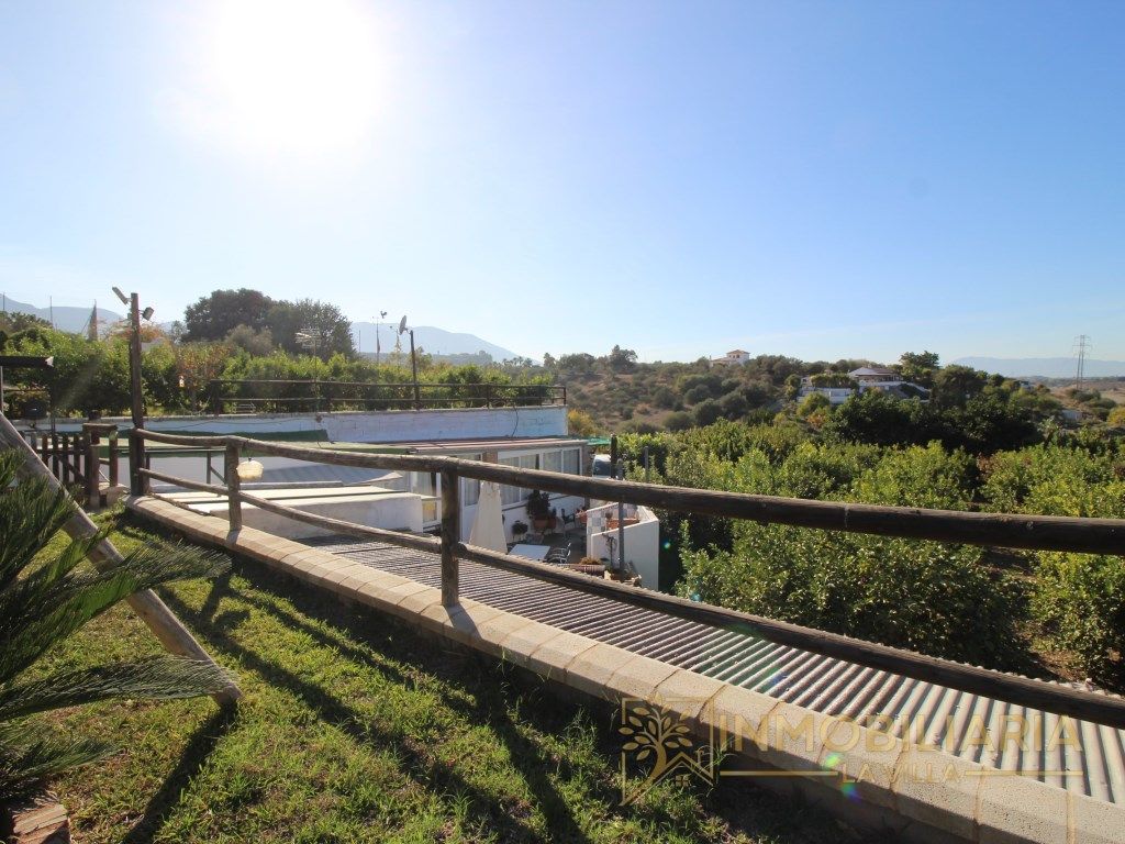 Jardín de Finca rústica en venta en Alhaurín de la Torre con Jardín privado, Terraza y Amueblado