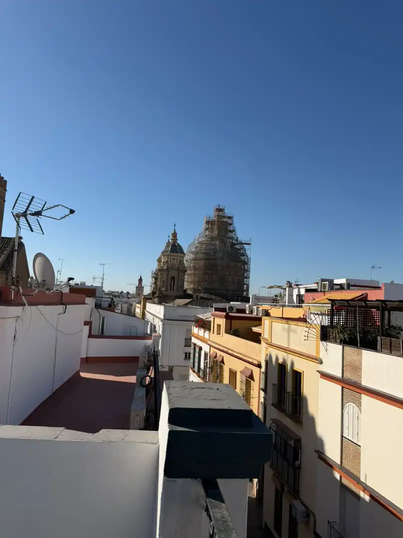 Vista exterior de Pis en venda en Sevilla