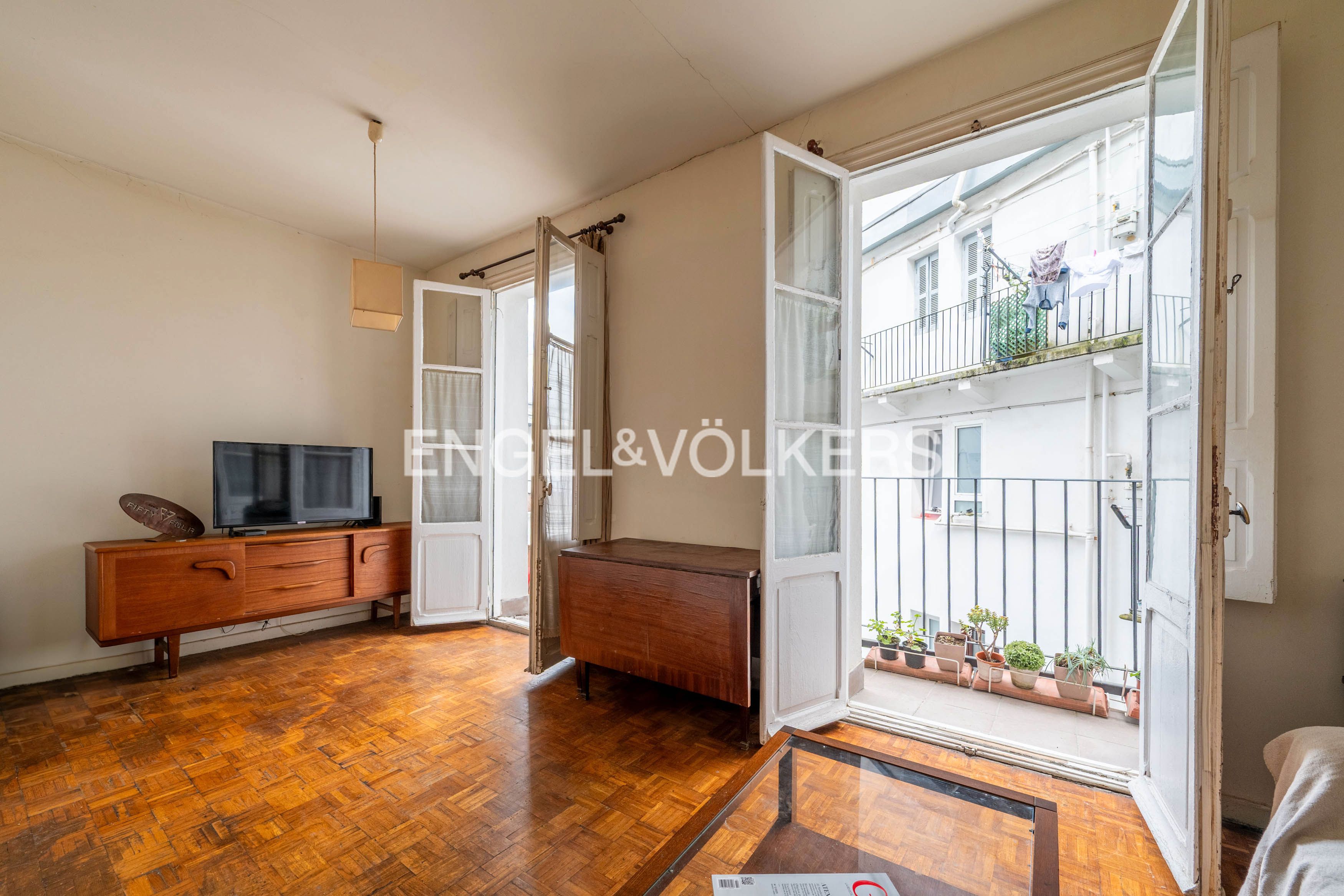 Vista exterior de Apartament en venda en Donostia - San Sebastián  amb Aire condicionat, Calefacció i Balcó