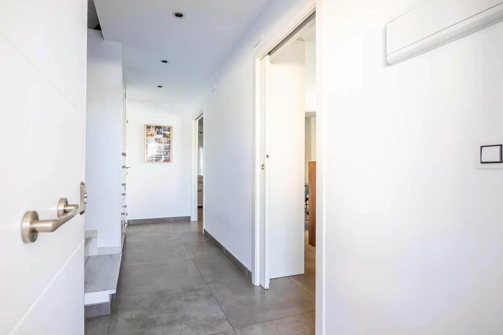 Casa aparellada amb jardí en venda a 50 Avenida Mariana de Pineda #50, imagen 8