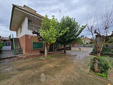 Villa con balcone in vendita a L'Ametlla del Vallès