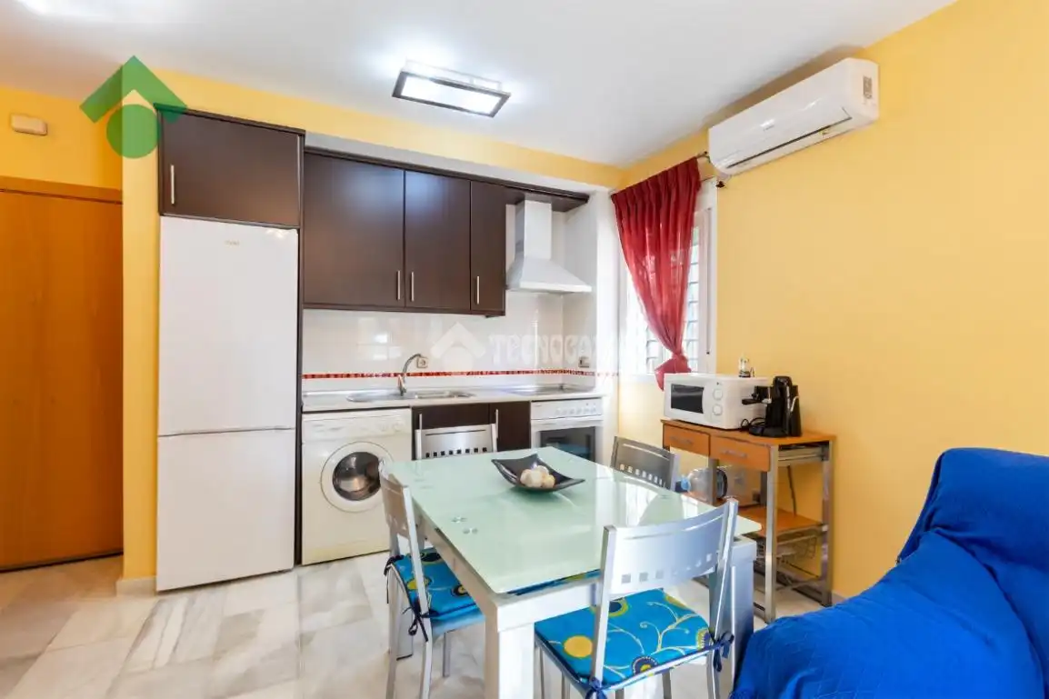 Cocina de Piso en venta en Vélez-Málaga con Aire acondicionado y Amueblado