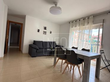 Piso con balcón en venta en Calle DORADA
