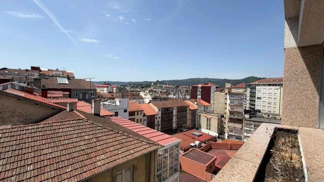 Exterior view of Flat for sale in Ourense Capital   with Heating, Parquet flooring and Balcony