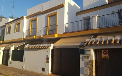 Exterior view of Single-family semi-detached to rent in San Fernando  with Terrace