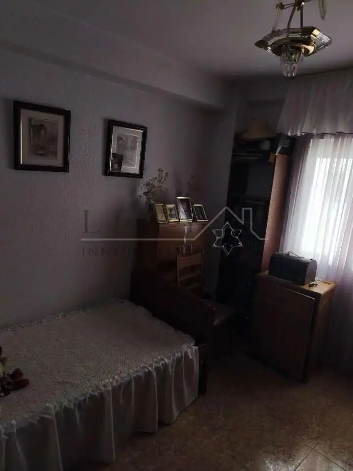Piso con ascensor en venta en Carretera de Cádiz, imagen 3